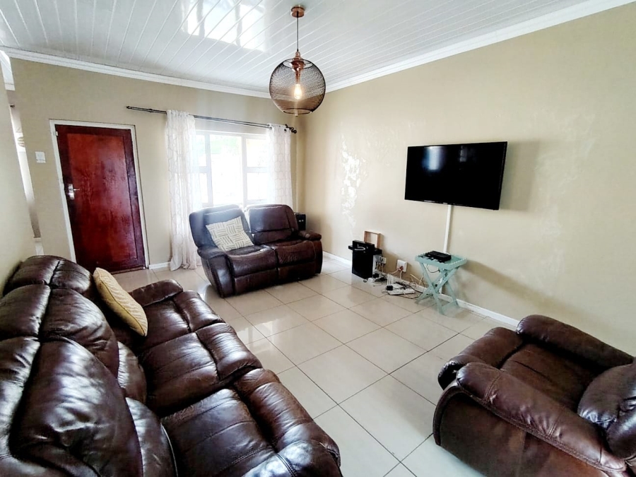 3 Bedroom Property for Sale in Amalinda Eastern Cape